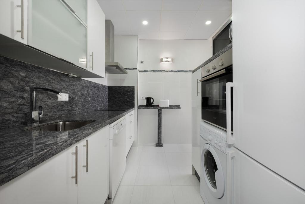 Apartamento En Puerto Marina B32 Benalmádena Extérieur photo